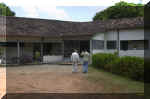 calunga cortile.jpg (147629 byte)